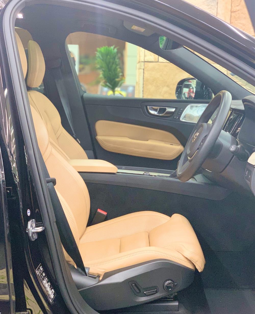 XC60-1.jpg