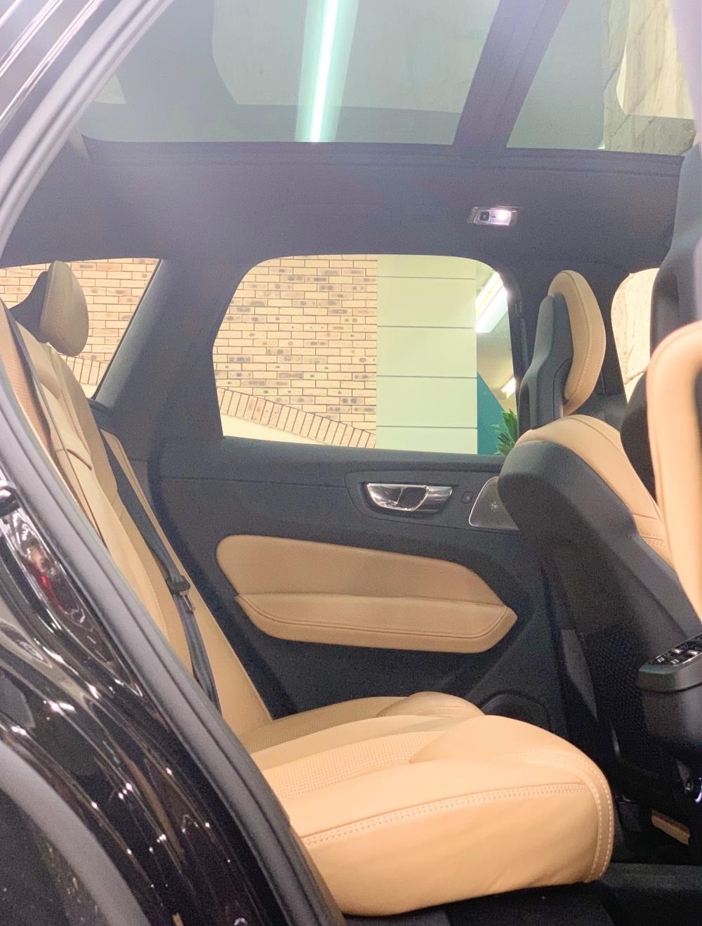 XC60-7.jpg