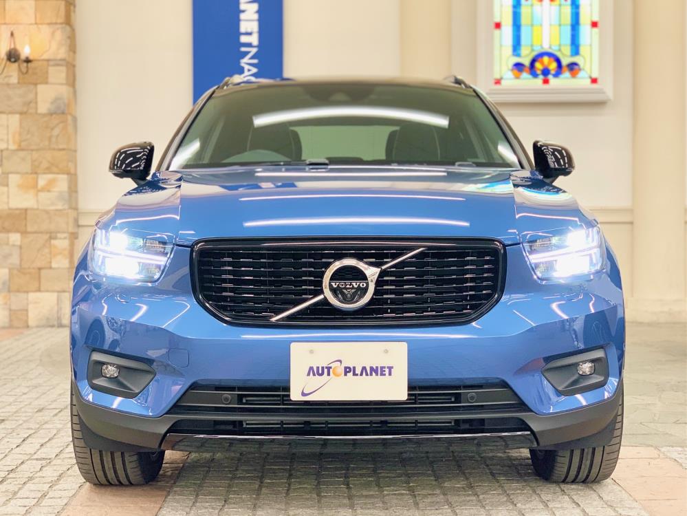 XC40-2.jpg
