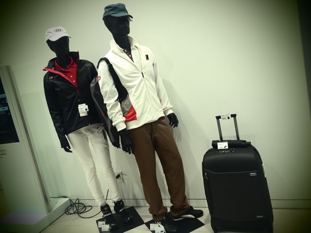 大人服.jpg