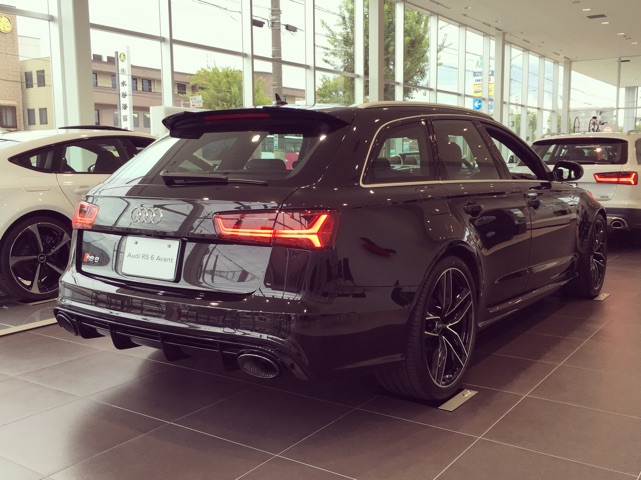 RS6後.jpg