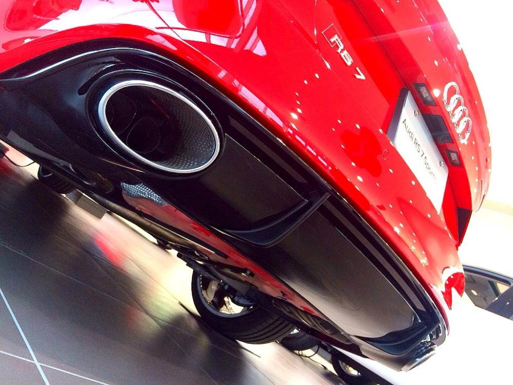rs7 2.jpg
