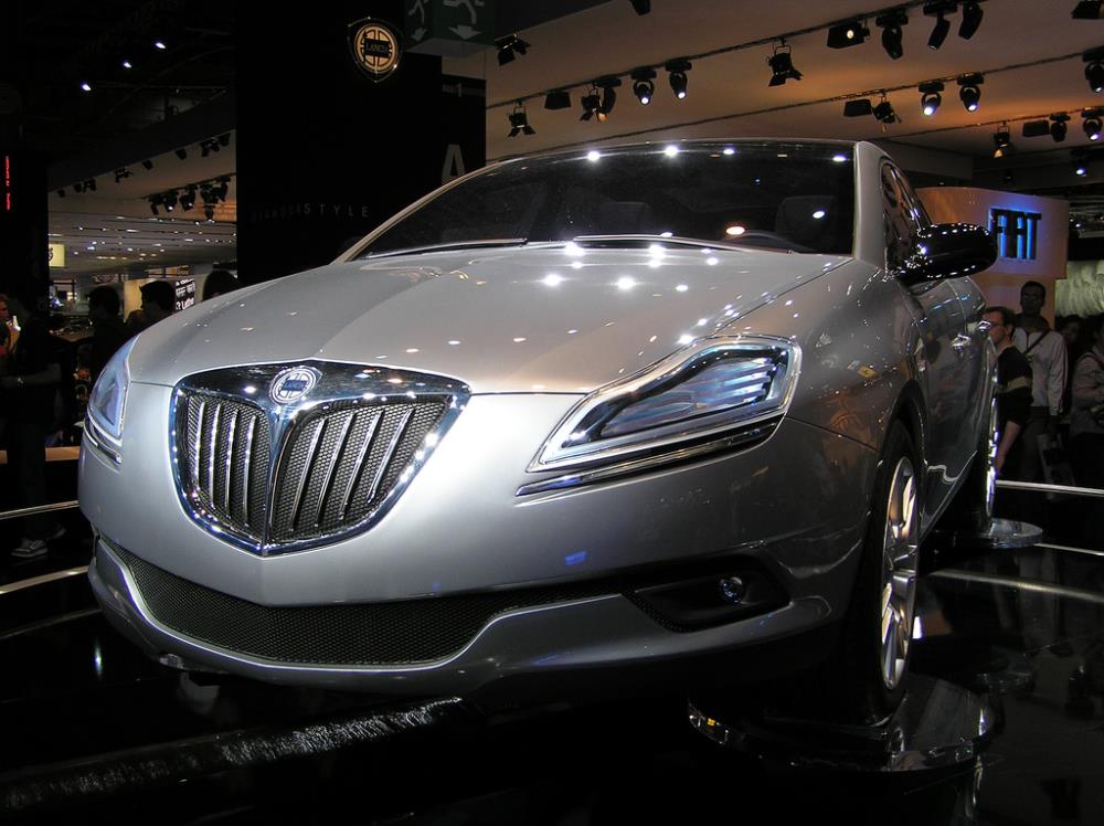 Lancia_Delta_HPE_concept.jpg