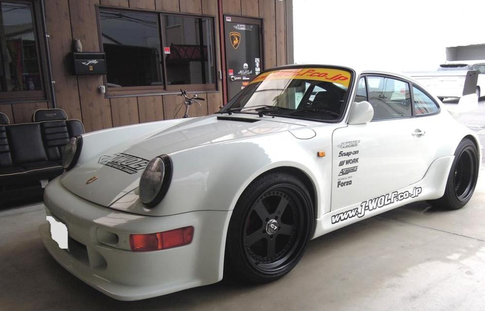 ポルシェ911 カレラ3.2(930)ワイドボディー