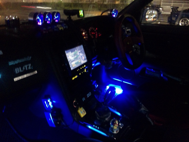 プロフィール3に写真を追加してください。