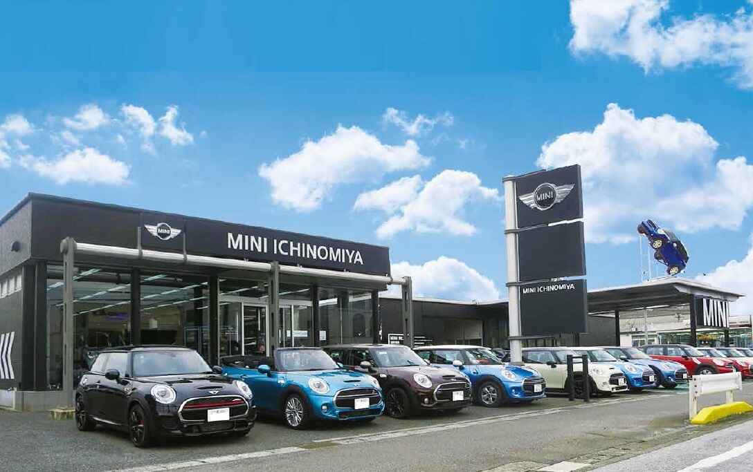 MINISHOWROOM2016.jpg