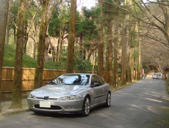 プロフィール3に写真を追加してください。