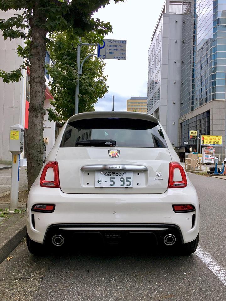プロフィール3に写真を追加してください。