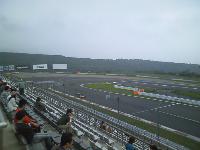 第１コーナーの攻防