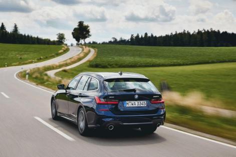 GQW_BMW_3series_touring_08057-min-thumb-471x314-284391.jpg