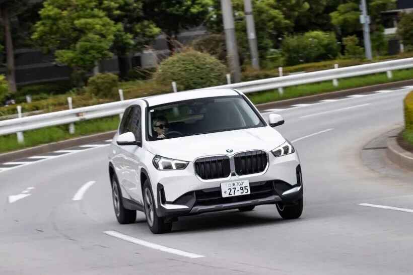 2608grqw-bmw-original-x1-1-820x547.jpg