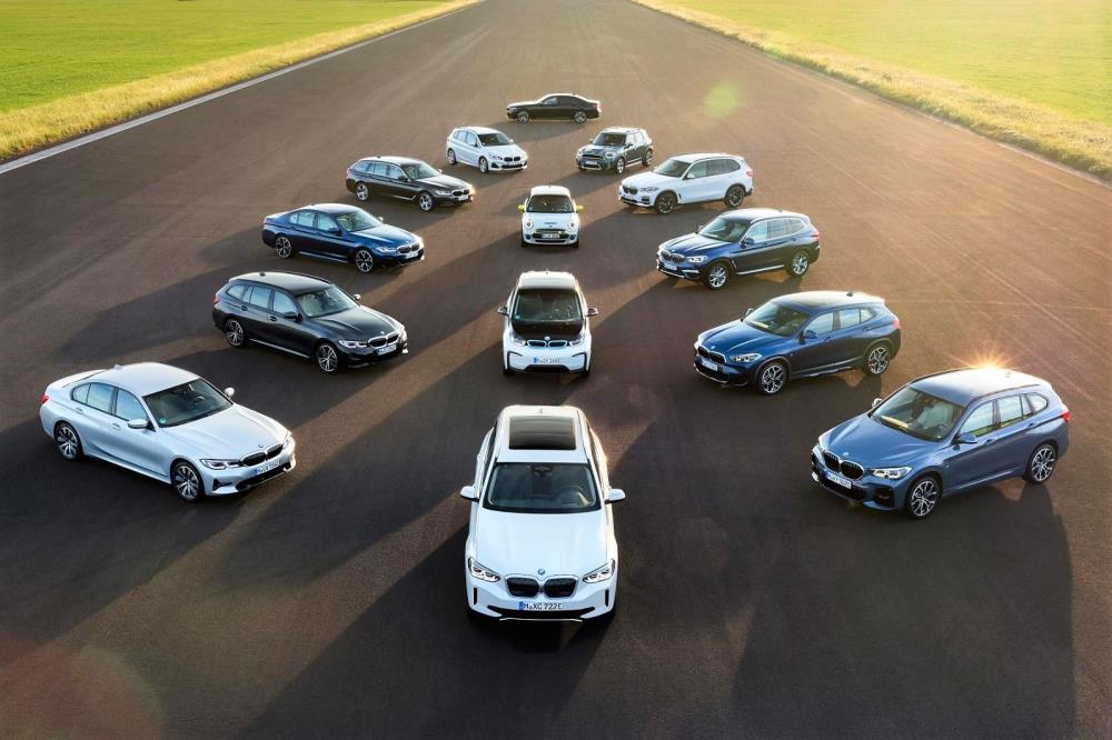 bmw-various-models-01-2.jpg