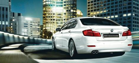 escort_img5er-2-thumb-471x215-43046.jpg