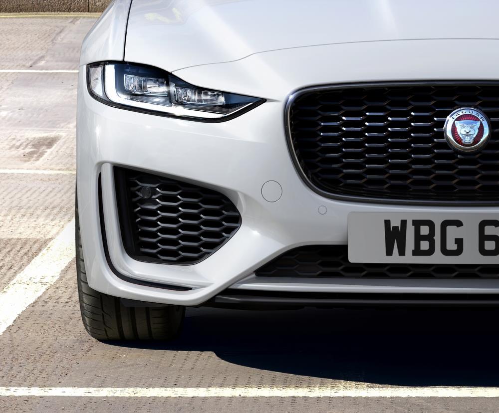 XE 21MY_exterior_04.jpg