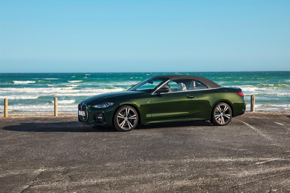 P90400420_highRes_the-all-new-bmw-4-se.jpg