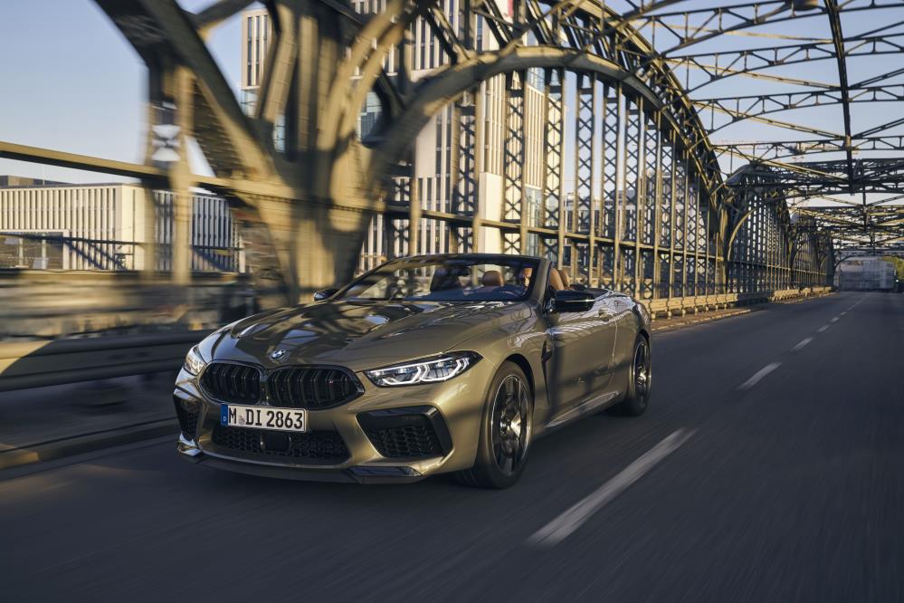 P90448599_highRes_bmw-m8-competition-c.jpg