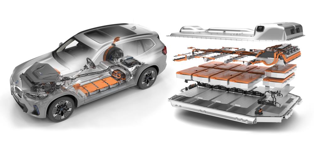 P90432302_highRes_the-new-bmw-ix3-8-20.jpg