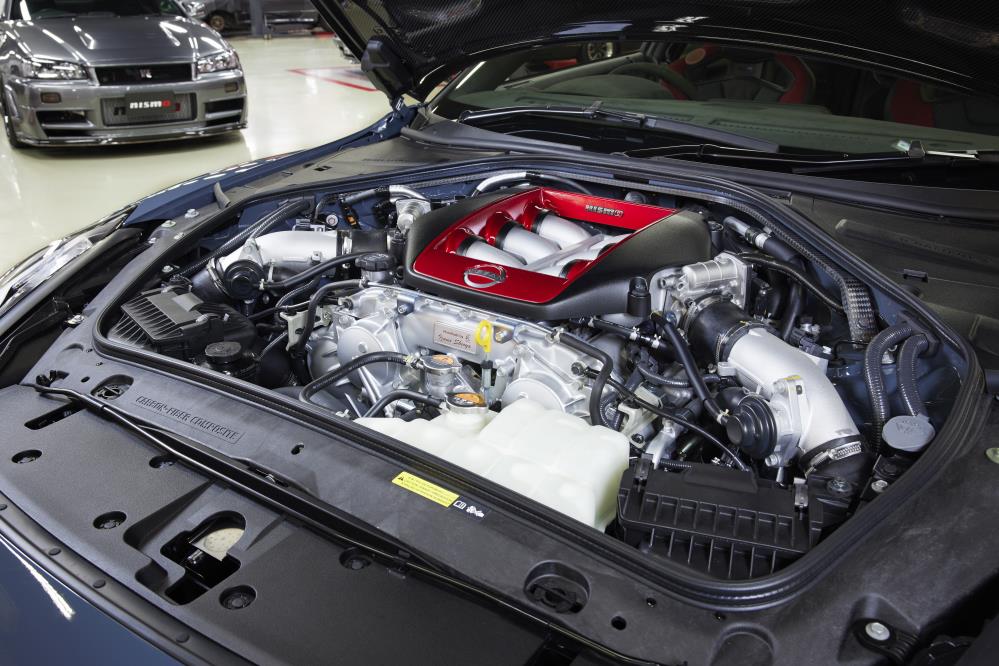22MY_New_GT-R_NISMO_3780-source.jpg
