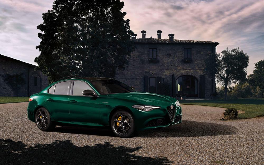 4_2019_ALFA_STELVIO_PAGE_07_LOCATION_01-0001-1_0828_visconti_0224a-scaled.jpg