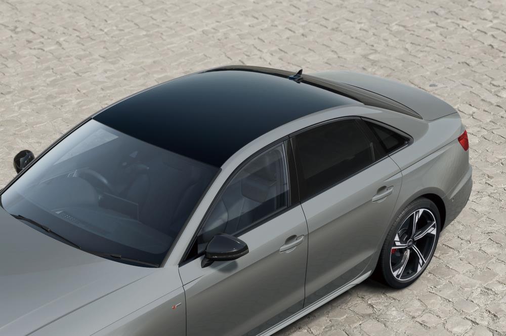 037_Audi_A4_A4_Avant_Black_Style_PLUS_photo_04.jpg