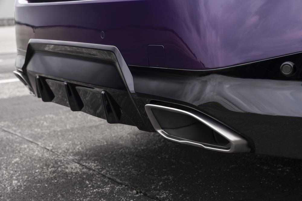 P90428469_highRes_the-all-new-bmw-m240.jpg