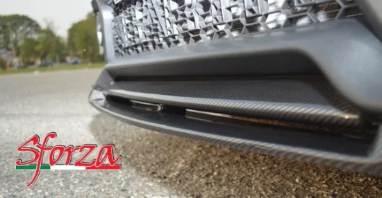 6-Abarth-595-Carbon-front-Bumper-Lip-dam4.jpg