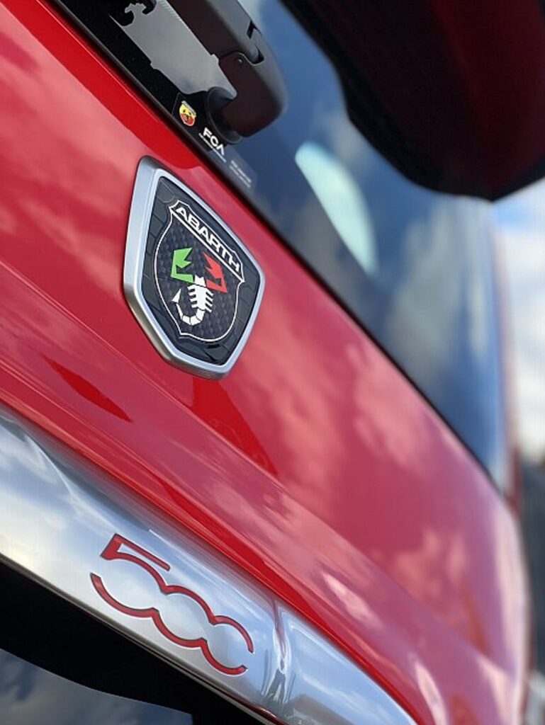 8-rear500_red-769x1024.jpg
