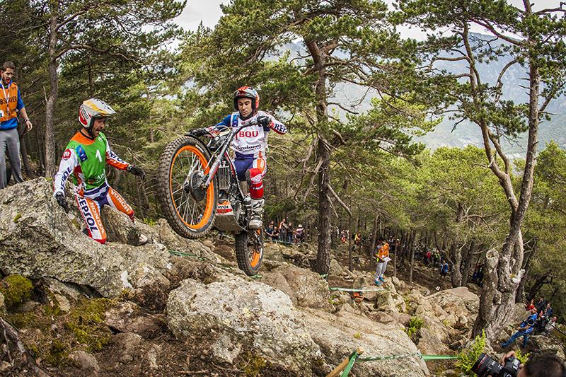 TeamHRC16_RepsolHondaTeam_r4_Bou_8893_ps.jpg