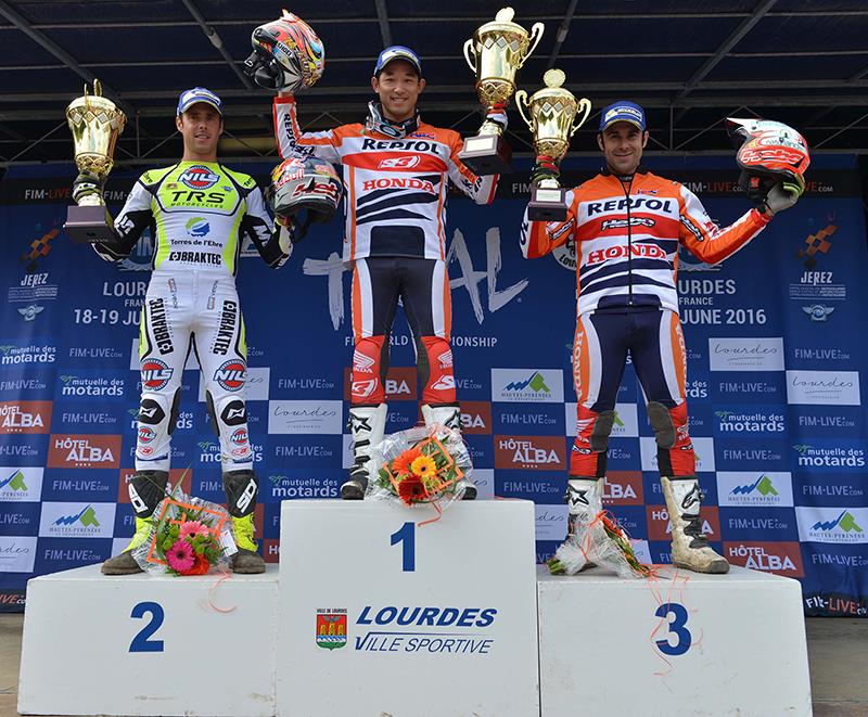 TeamHRC16_RepsolHondaTeam_r5_Podium_5543_Â©FIM_G2F Media.jpg
