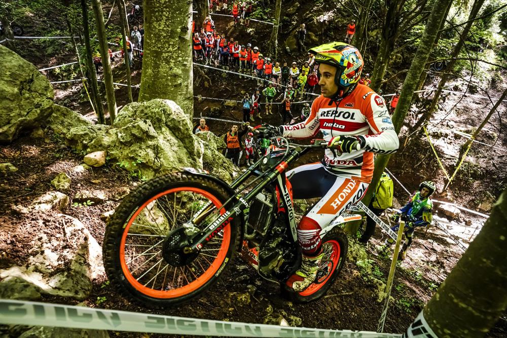 TrialGP18_r1_7073_ps.jpg