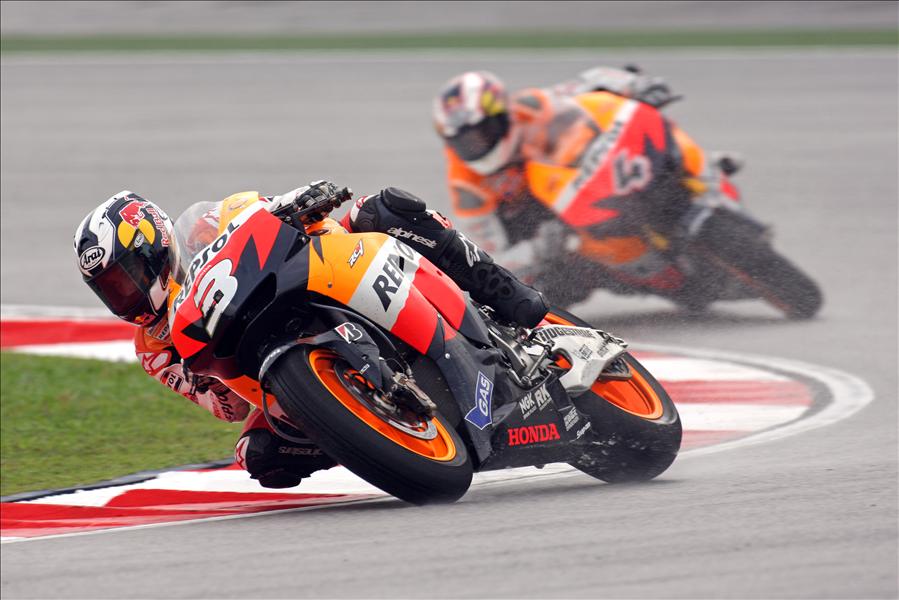 レプソル・ホンダチーム同士の競り合い