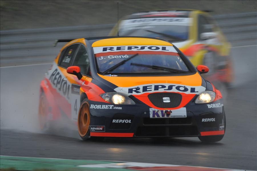 wtcc_011109_jap_g_2.jpg